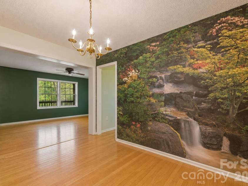 42 Greenview Drive, Maggie Valley, NC 28751.  MLS# CAR4376874, YatesRealty ID 3361. 