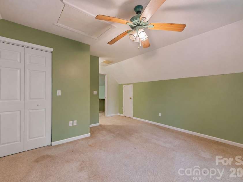 42 Greenview Drive, Maggie Valley, NC 28751.  MLS# CAR4376874, YatesRealty ID 3361. 