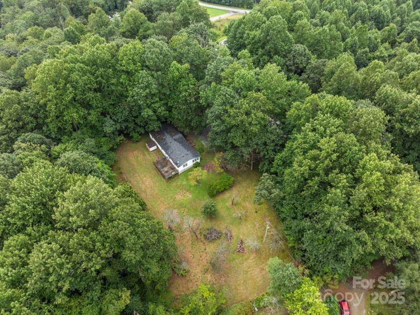 573 Deep Gap Loop Road, Flat Rock, NC 28731.  MLS# CAR4295094, YatesRealty ID 33611. 