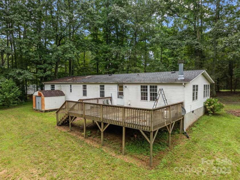 573 Deep Gap Loop Road, Flat Rock, NC 28731.  MLS# CAR4295094, YatesRealty ID 33611. Back Yard