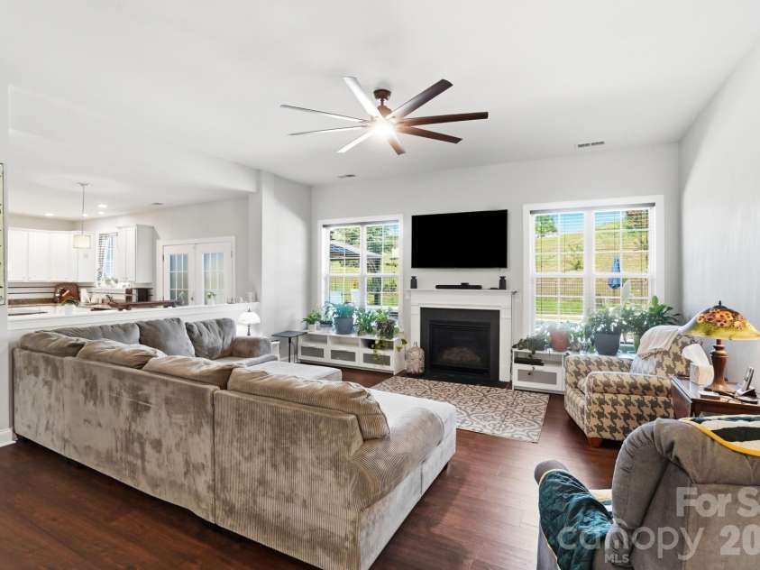 5217 Firebrick Lane, Concord, NC 28025.  MLS# CAR4383489, YatesRealty ID 33612. 