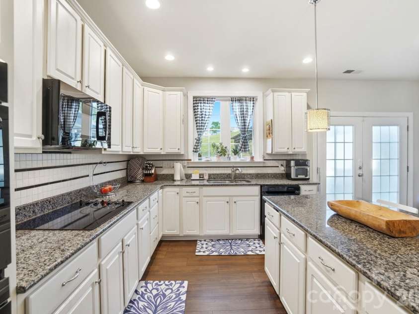 5217 Firebrick Lane, Concord, NC 28025.  MLS# CAR4383489, YatesRealty ID 33612. 