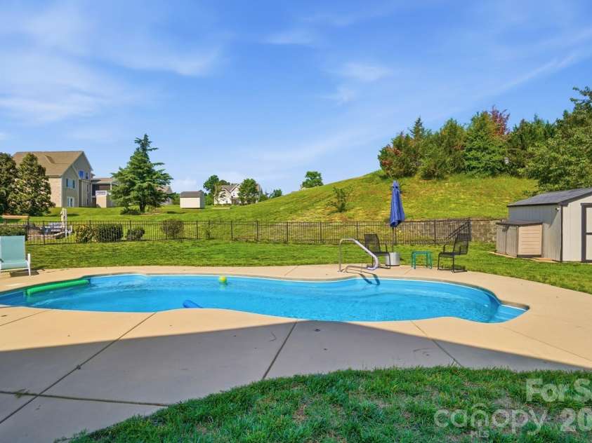 5217 Firebrick Lane, Concord, NC 28025.  MLS# CAR4383489, YatesRealty ID 33612. 
