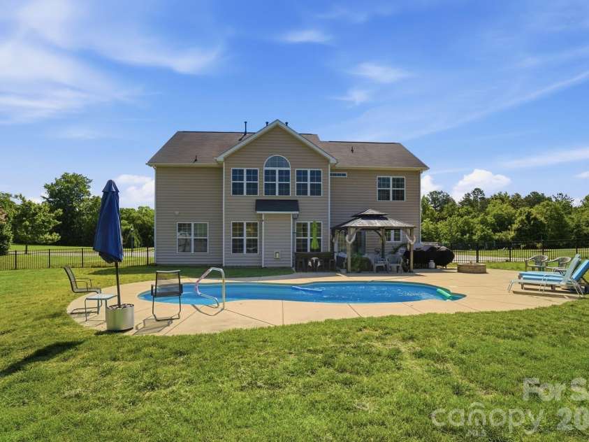 5217 Firebrick Lane, Concord, NC 28025.  MLS# CAR4383489, YatesRealty ID 33612. 