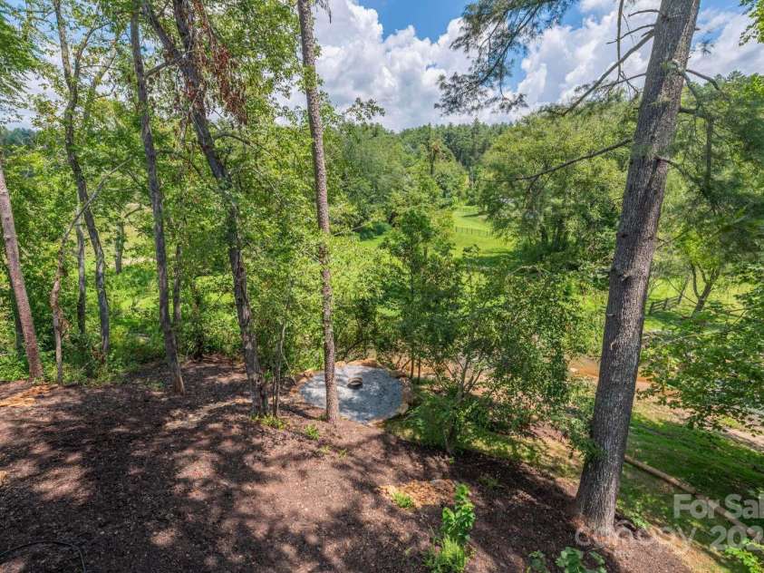 15 Bridgewater Drive, Fletcher, NC 28732.  MLS# CAR4289248, YatesRealty ID 33613. 