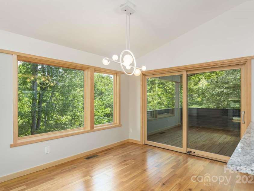 15 Bridgewater Drive, Fletcher, NC 28732.  MLS# CAR4289248, YatesRealty ID 33613. 