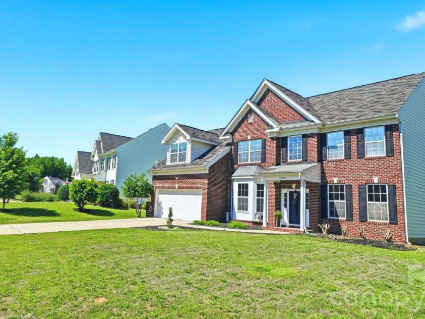2480 Legacy Park Boulevard, Fort Mill, SC 29707.  MLS# CAR4384294, YatesRealty ID 33613. 