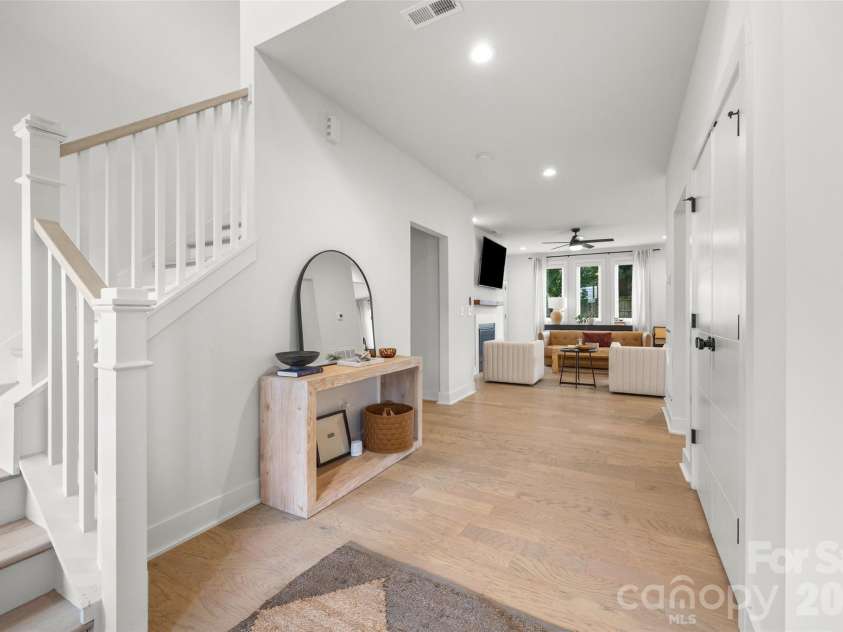 5916 Pepper Bush Lane, Charlotte, NC 28212.  MLS# CAR4385822, YatesRealty ID 33615. 