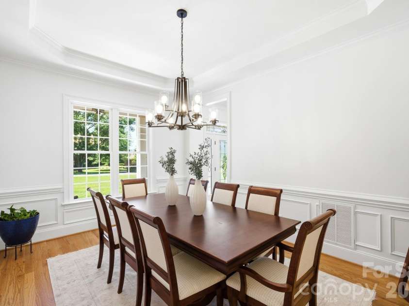 16000 Sunset Drive, Huntersville, NC 28078.  MLS# CAR4389802, YatesRealty ID 33616. Dining Room