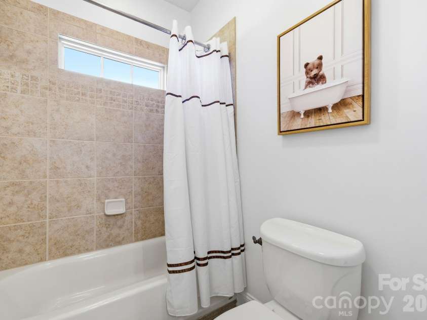 16000 Sunset Drive, Huntersville, NC 28078.  MLS# CAR4389802, YatesRealty ID 33616. Upper Bathroom 2
