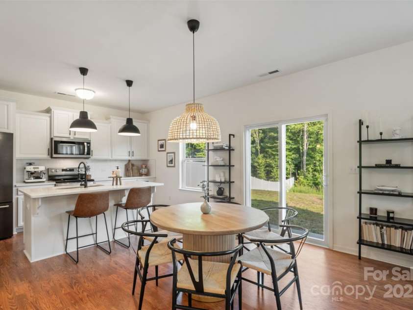 5113 Arbordale Way, Mount Holly, NC 28120.  MLS# CAR4294458, YatesRealty ID 33616. 