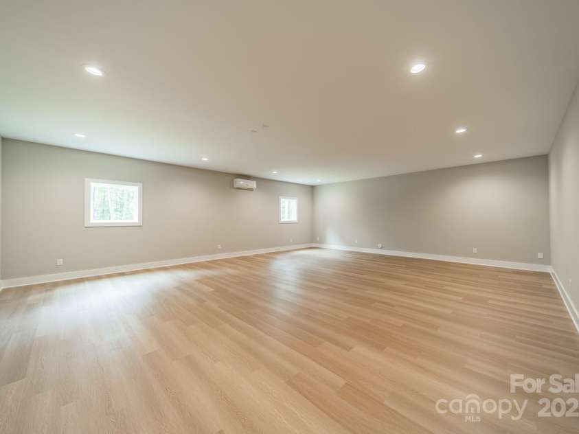 4028 Spindrift Cove Drive, Denver, NC 28037.  MLS# CAR4270075, YatesRealty ID 33617. The incredible Bonus Room is pre-wired and ready to be a Movie Theater or Game Room