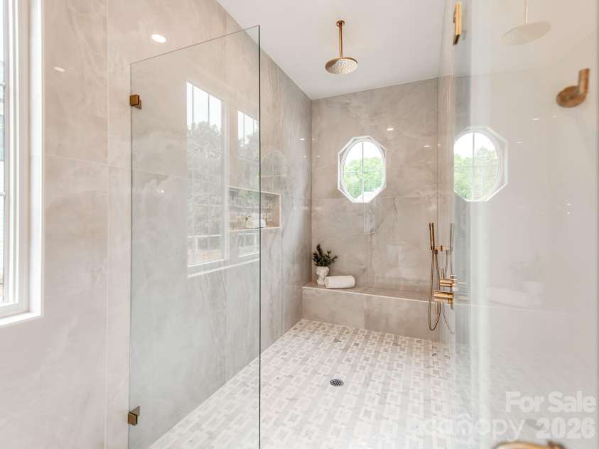 4627 Water Oak Road, Charlotte, NC 28211.  MLS# CAR4390042, YatesRealty ID 33618. 
