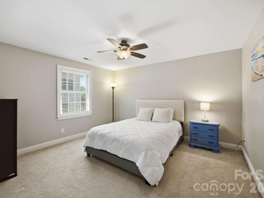 1742 Dunkirk Drive, Charlotte, NC 28203.  MLS# CAR4388601, YatesRealty ID 33620. 