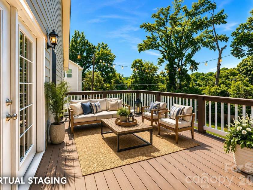 1742 Dunkirk Drive, Charlotte, NC 28203.  MLS# CAR4388601, YatesRealty ID 33620. Virtually Staged