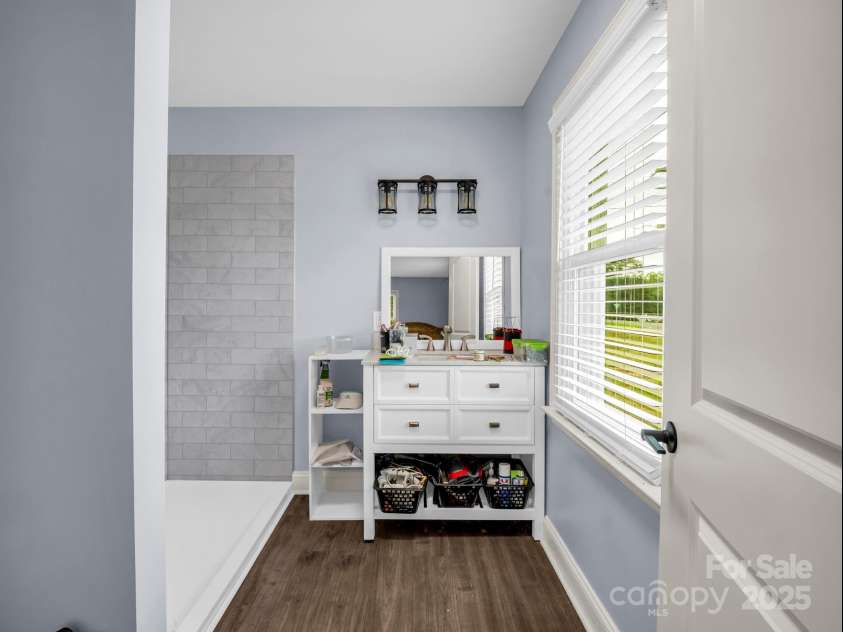 323 Christopher Road, Shelby, NC 28152.  MLS# CAR4286378, YatesRealty ID 33620. 