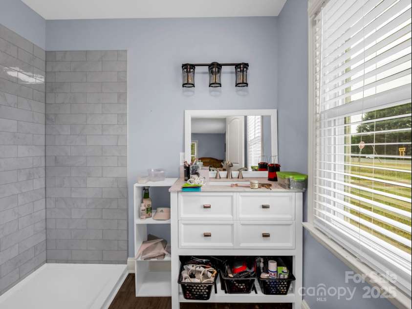 323 Christopher Road, Shelby, NC 28152.  MLS# CAR4286378, YatesRealty ID 33620. 