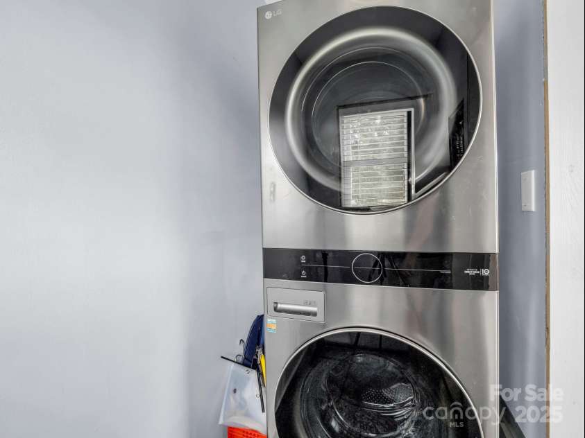 323 Christopher Road, Shelby, NC 28152.  MLS# CAR4286378, YatesRealty ID 33620. 