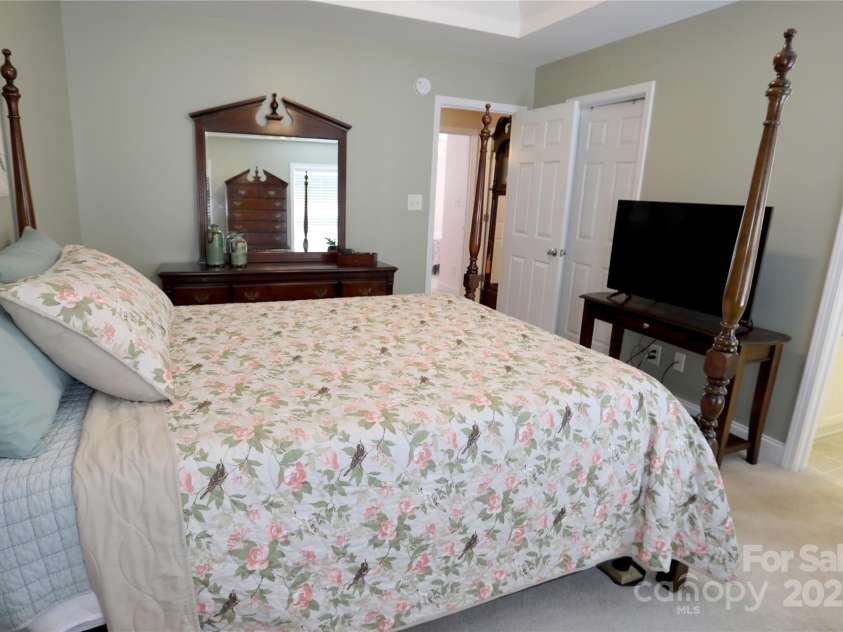 119 Sterling Drive, York, SC 29745.  MLS# CAR4294289, YatesRealty ID 33622. 