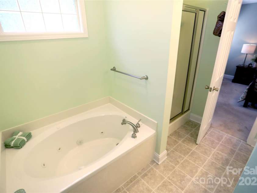 119 Sterling Drive, York, SC 29745.  MLS# CAR4294289, YatesRealty ID 33622. 