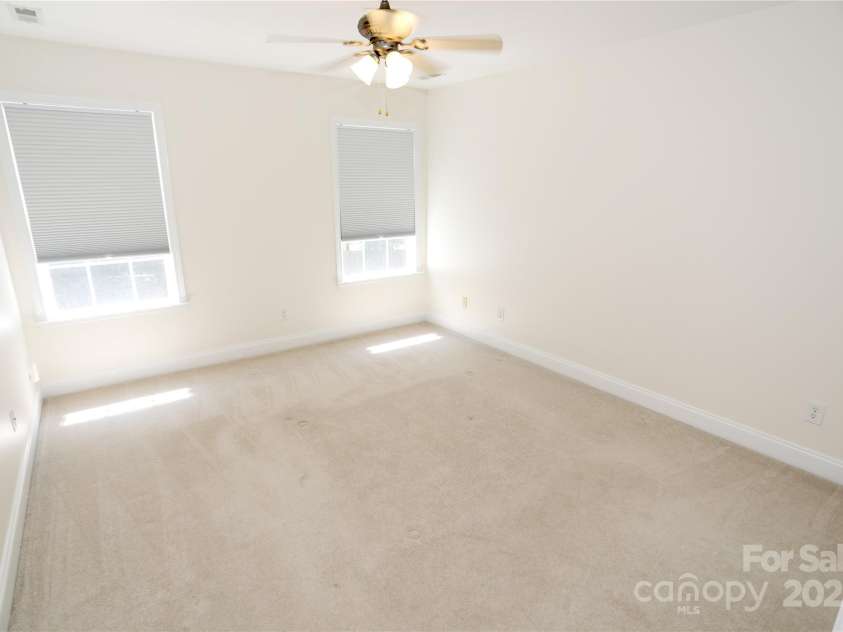 119 Sterling Drive, York, SC 29745.  MLS# CAR4294289, YatesRealty ID 33622. 