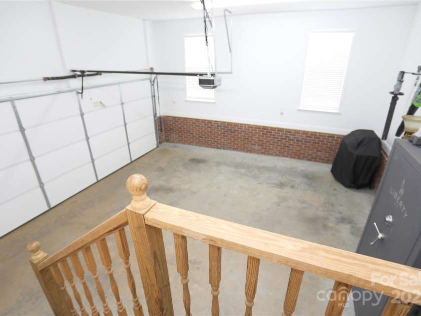 119 Sterling Drive, York, SC 29745.  MLS# CAR4294289, YatesRealty ID 33622. 