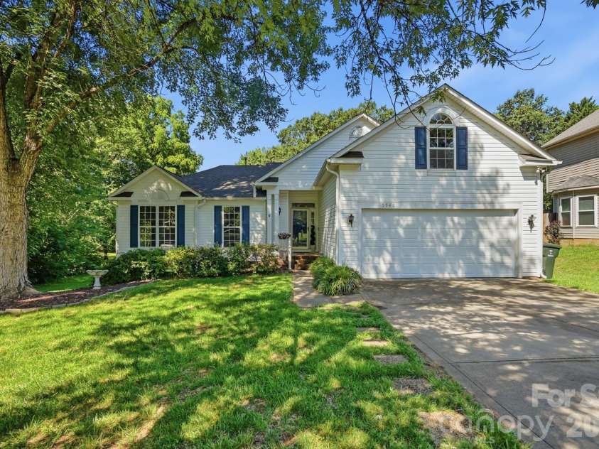 5946 Brookstone Drive, Concord, NC 28027.  MLS# CAR4390135, YatesRealty ID 33622. 