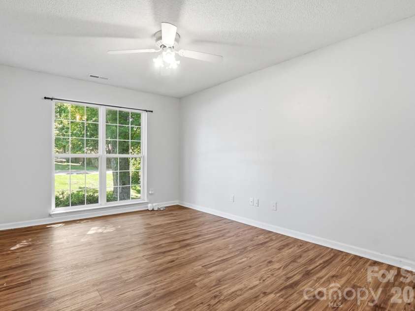 5946 Brookstone Drive, Concord, NC 28027.  MLS# CAR4390135, YatesRealty ID 33622. 