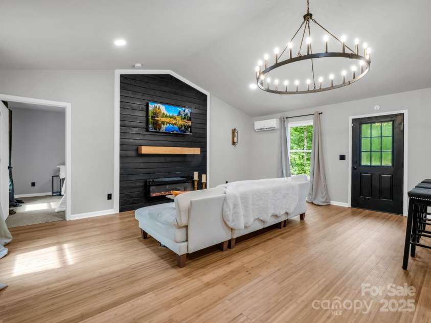 257 Roadrunner Circle, Lake Lure, NC 28746.  MLS# CAR4289915, YatesRealty ID 33623. 257 Roadrunner Circle Lake Lure NC 28746-8