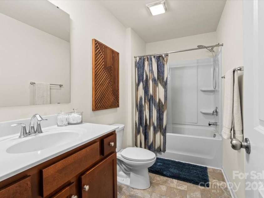 3019 Riker Street, Clover, SC 29710.  MLS# CAR4276146, YatesRealty ID 33624. Full bathroom #2 upstairs