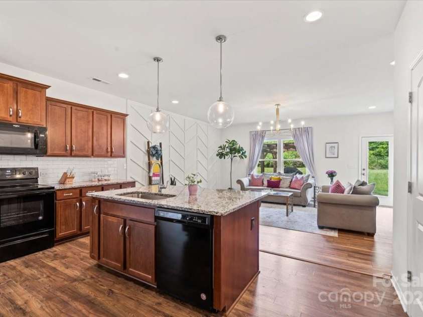 3019 Riker Street, Clover, SC 29710.  MLS# CAR4276146, YatesRealty ID 33624. Plenty of cabinet space