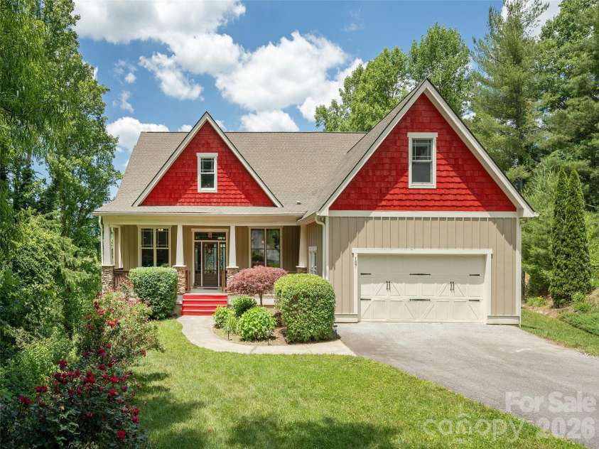 167 Tatham Road, Hendersonville, NC 28792.  MLS# CAR4391022, YatesRealty ID 33625. 