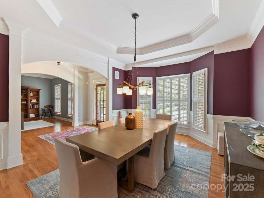 7717 Quail Park Drive, Charlotte, NC 28210.  MLS# CAR4289882, YatesRealty ID 33625. 