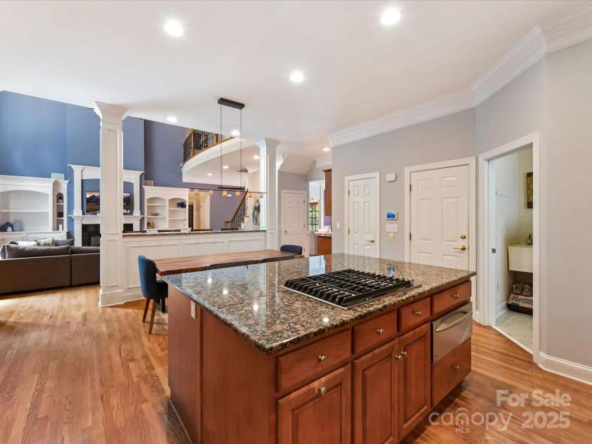 7717 Quail Park Drive, Charlotte, NC 28210.  MLS# CAR4289882, YatesRealty ID 33625. 