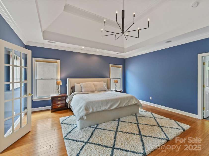 7717 Quail Park Drive, Charlotte, NC 28210.  MLS# CAR4289882, YatesRealty ID 33625. Primary Bedroom