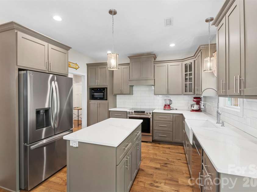 7015 Waterfront Place, Granite Falls, NC 28630.  MLS# CAR4393135, YatesRealty ID 33626. 