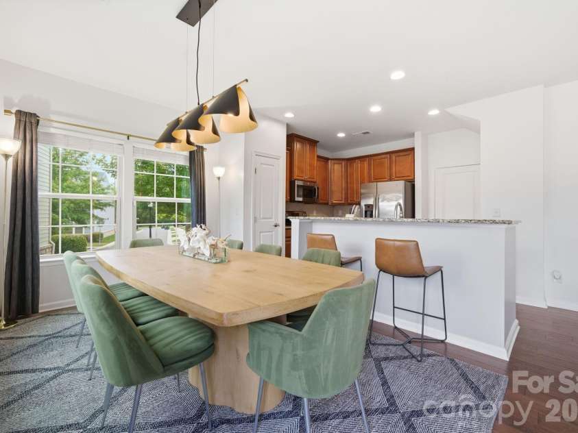 1760 Evergreen Drive, Charlotte, NC 28208.  MLS# CAR4394330, YatesRealty ID 33629. 