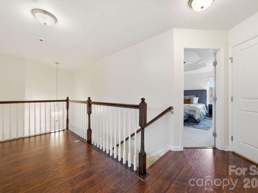 1760 Evergreen Drive, Charlotte, NC 28208.  MLS# CAR4394330, YatesRealty ID 33629. 
