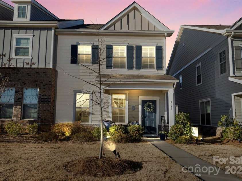 2147 Stevens Mill Road, Matthews, NC 28104.  MLS# CAR4231324, YatesRealty ID 3363. 