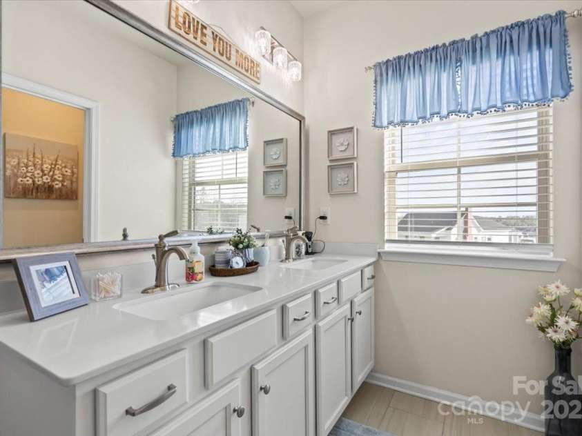 2147 Stevens Mill Road, Matthews, NC 28104.  MLS# CAR4231324, YatesRealty ID 3363. 