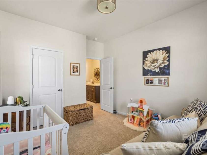 2147 Stevens Mill Road, Matthews, NC 28104.  MLS# CAR4231324, YatesRealty ID 3363. 