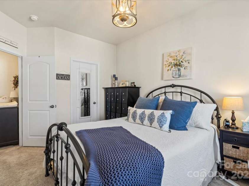 2147 Stevens Mill Road, Matthews, NC 28104.  MLS# CAR4231324, YatesRealty ID 3363. 