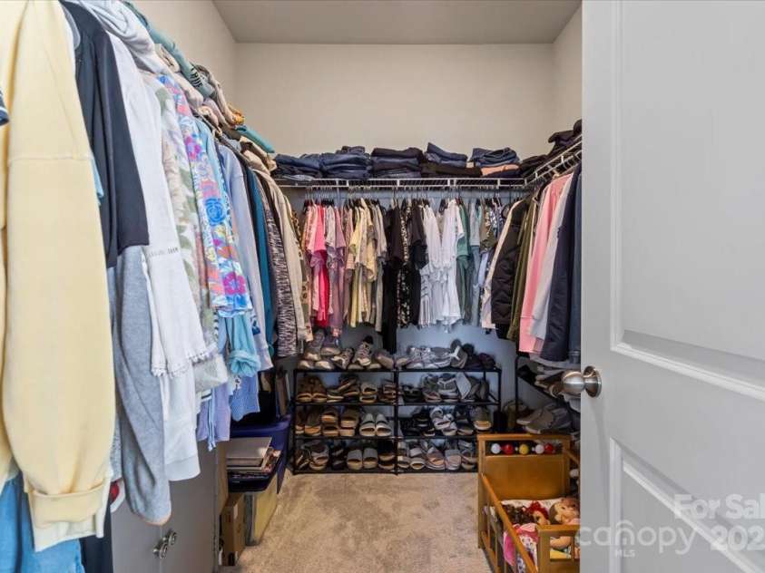 2147 Stevens Mill Road, Matthews, NC 28104.  MLS# CAR4231324, YatesRealty ID 3363. 