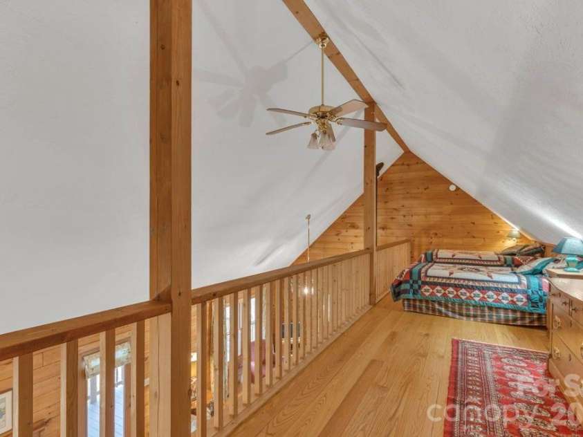 461 Arrowhead Ridge Road, Spruce Pine, NC 28777.  MLS# CAR4353927, YatesRealty ID 3363. 