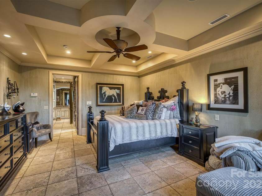 806 37th Avenue, Hickory, NC 28601.  MLS# CAR4275411, YatesRealty ID 33630. Primary Bedroom