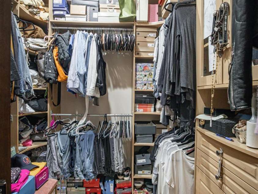 806 37th Avenue, Hickory, NC 28601.  MLS# CAR4275411, YatesRealty ID 33630. Primary Closet