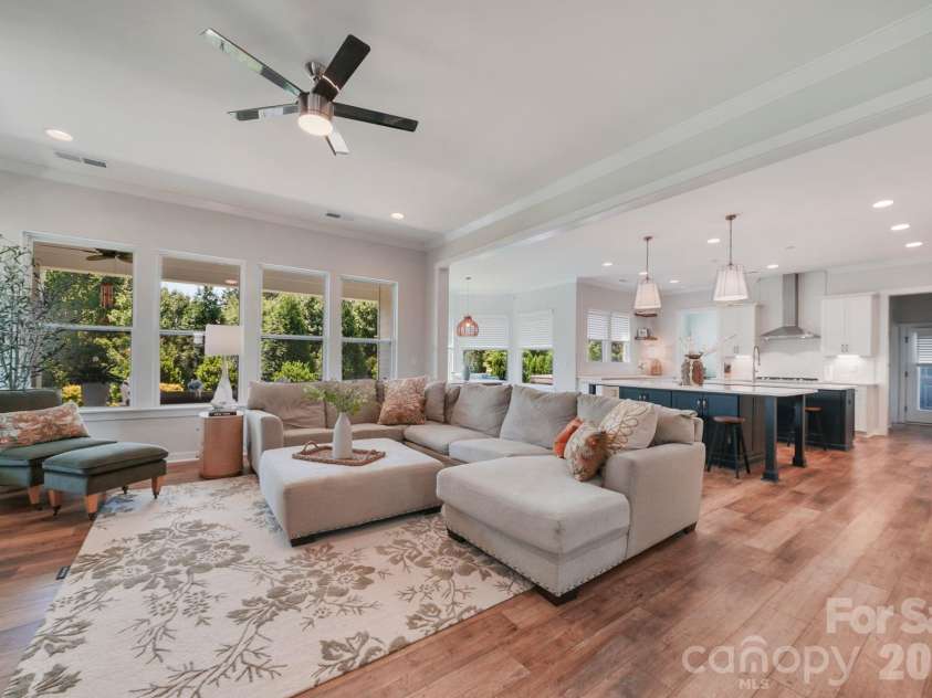11104 Benjamin Smith Avenue, Huntersville, NC 28078.  MLS# CAR4393924, YatesRealty ID 33631. 