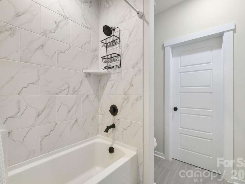 11104 Benjamin Smith Avenue, Huntersville, NC 28078.  MLS# CAR4393924, YatesRealty ID 33631. 