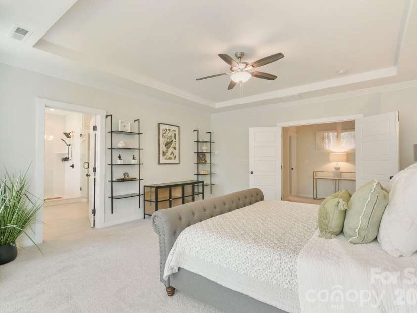 11104 Benjamin Smith Avenue, Huntersville, NC 28078.  MLS# CAR4393924, YatesRealty ID 33631. 
