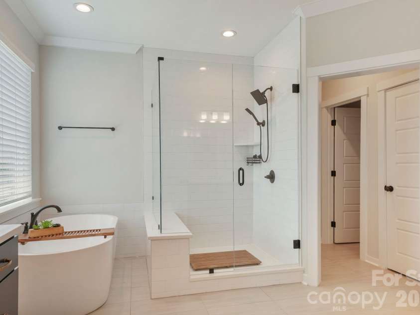 11104 Benjamin Smith Avenue, Huntersville, NC 28078.  MLS# CAR4393924, YatesRealty ID 33631. 